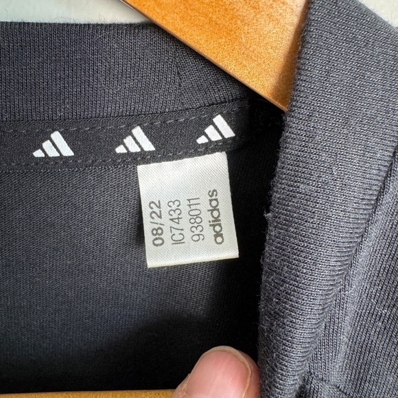 Adidas Men's Black Short Sleeve Basic Logo T-Shirt Size X-Large Casual Active - Picture 3 of 11